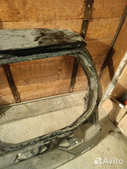 Крышка багажника Пежо 4007