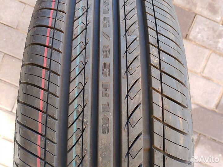 Ovation VI-682 215/65 R16