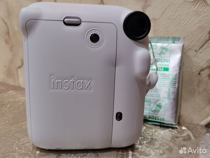Polaroid instax mini 12