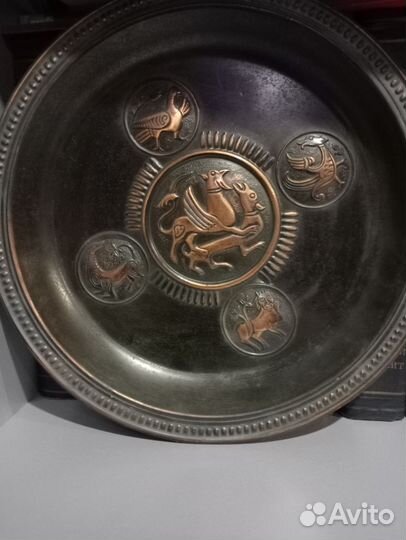 Чеканные блюда