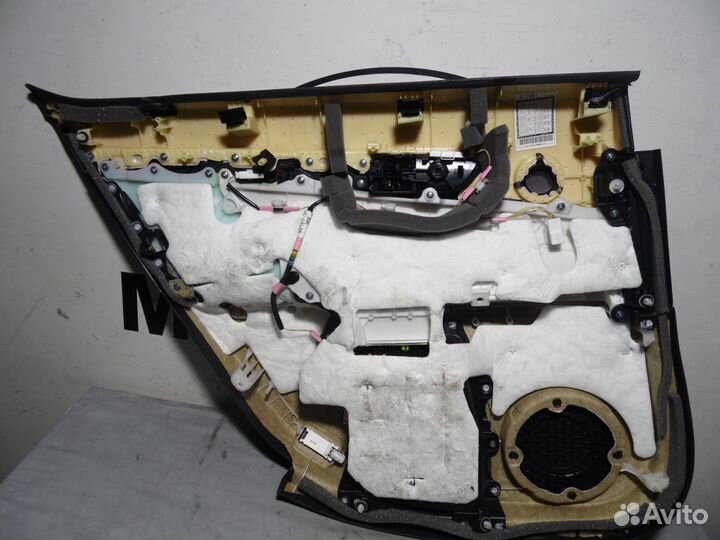 Обшивка двери задняя правая lexus IS 300H