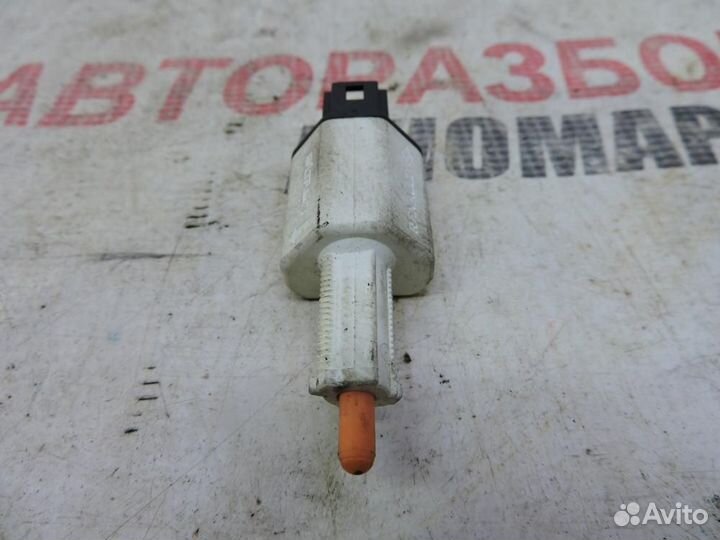 Датчик включения стопсигнала для Renault Megane 3