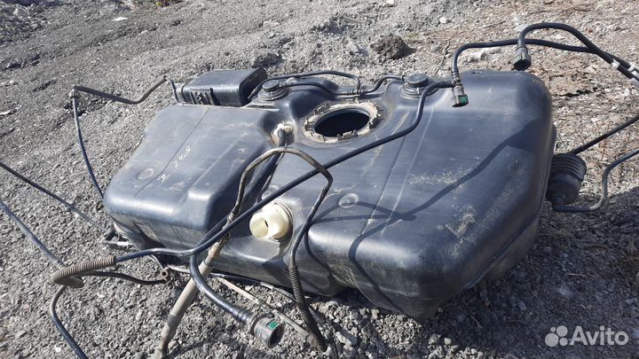 Топливный бак Лада Гранта 11183, 2013г.в