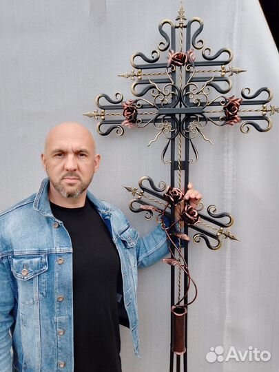 Кованый крест на могилу К9