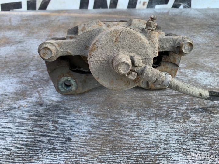 Суппорт тормозной передний правый Chevrolet