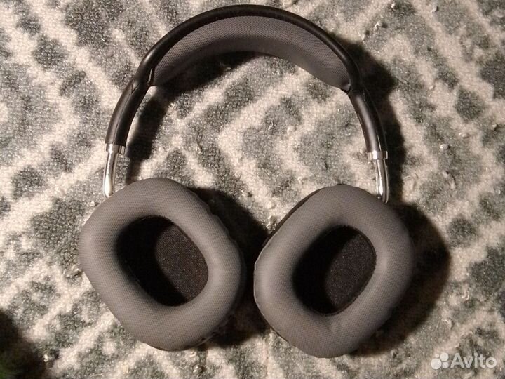 Беспроводные наушники