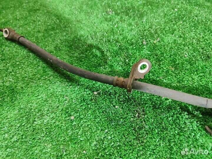 Шланг тормозной передний правый Toyota Auris E150