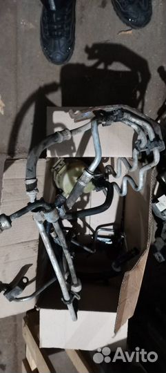 Трубки гура и кондиционера Renault Duster