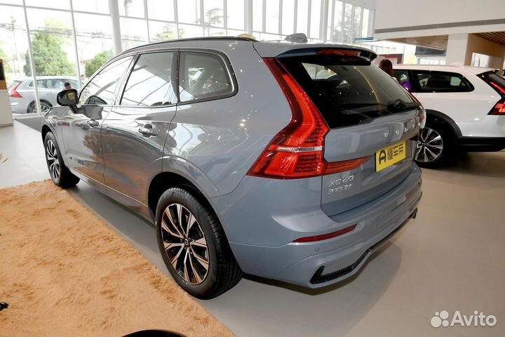 Volvo XC60 2.0 AT, 2023, 10 км