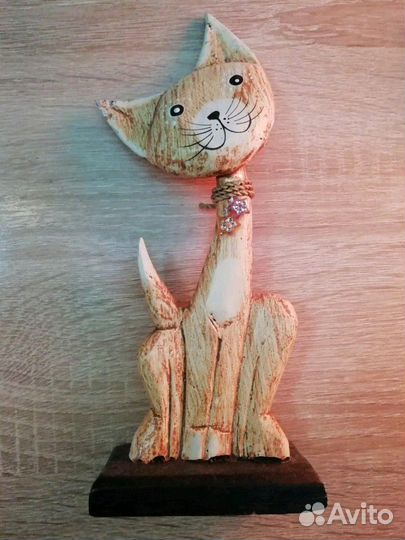 Статуэтка кота