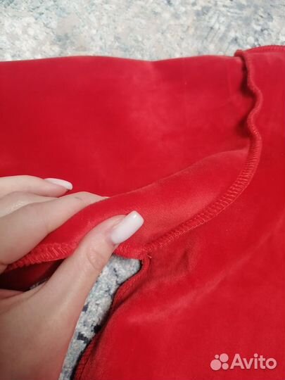 Худи красное 46