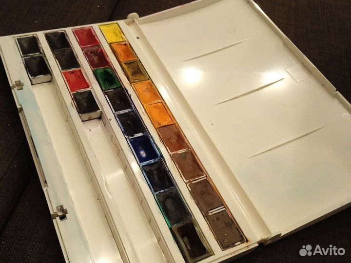 Акварельные краски профессиональные