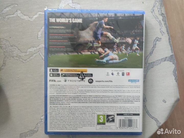 Полностью запечатанный диск FIFA23 на PS5