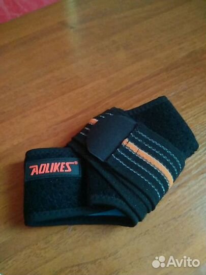 Бандаж голеностопный