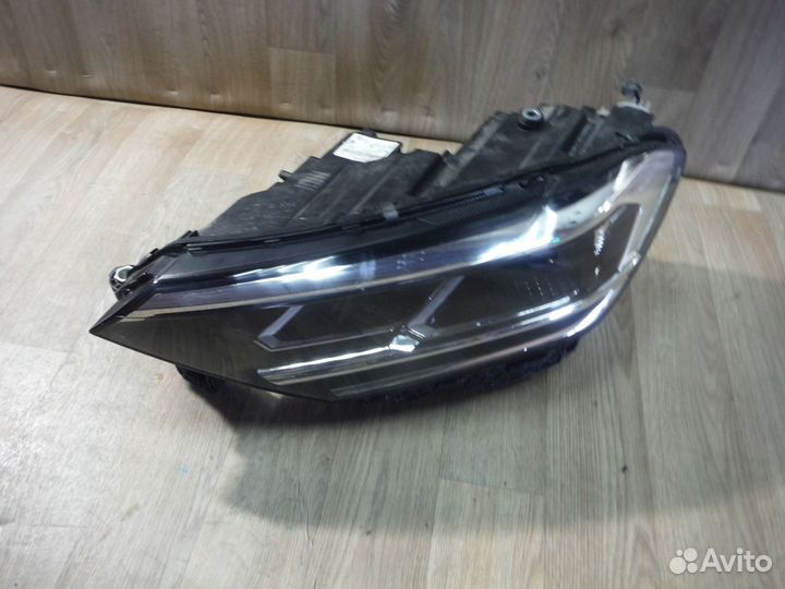 Фара левая №712 Volkswagen Polo 6 2021