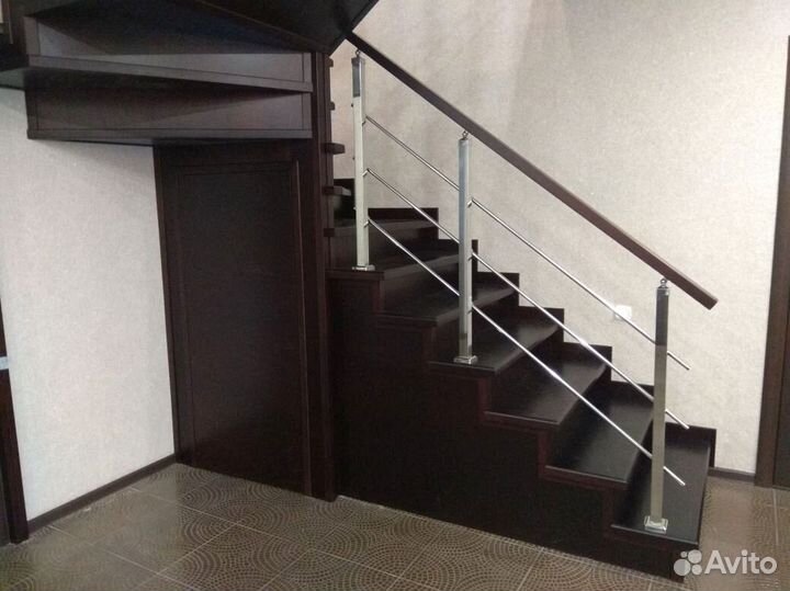 Деревянные лестницы на второй этаж