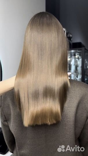 Кератиновое выпрямление волос