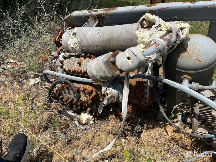 Двигатель асинхронный, компрессор холодильный