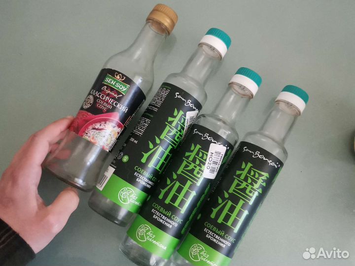 Стекянные бутылки из под масла и соевого соуса