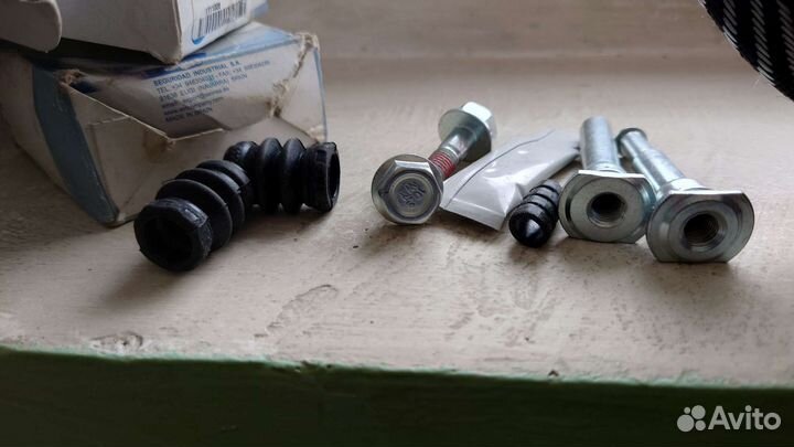 Направляющая суппорта тормозных колодок