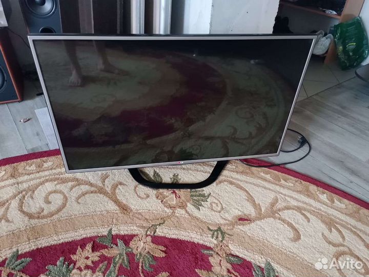 Телевизор LG Smart TV 3D 