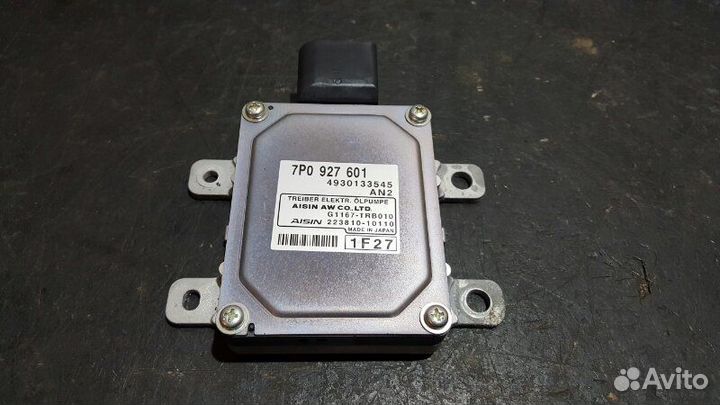 Блок электронный Porsche Cayenne 958 M4852 2011