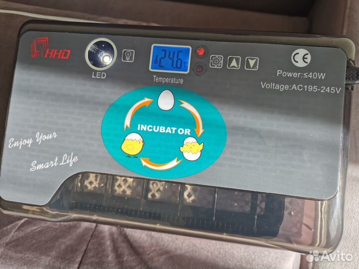 Инкубатор автоматический на 15 яиц
