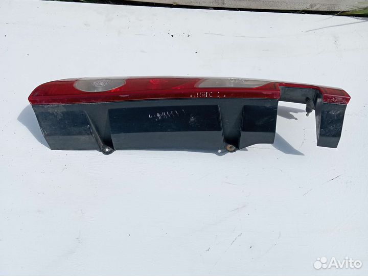 Фонарь задний левый рено кангу
