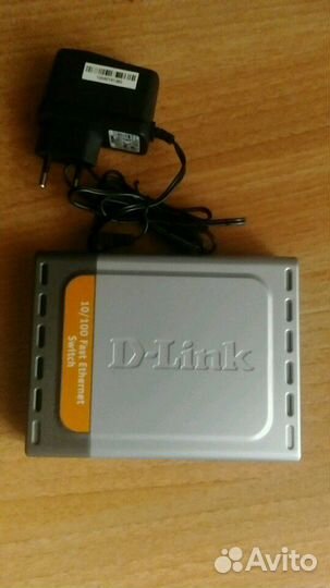 Роутер DES-1005D