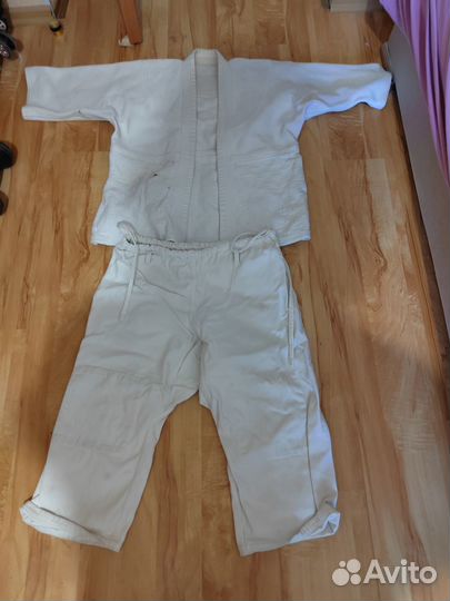 Продам кимоно б/у