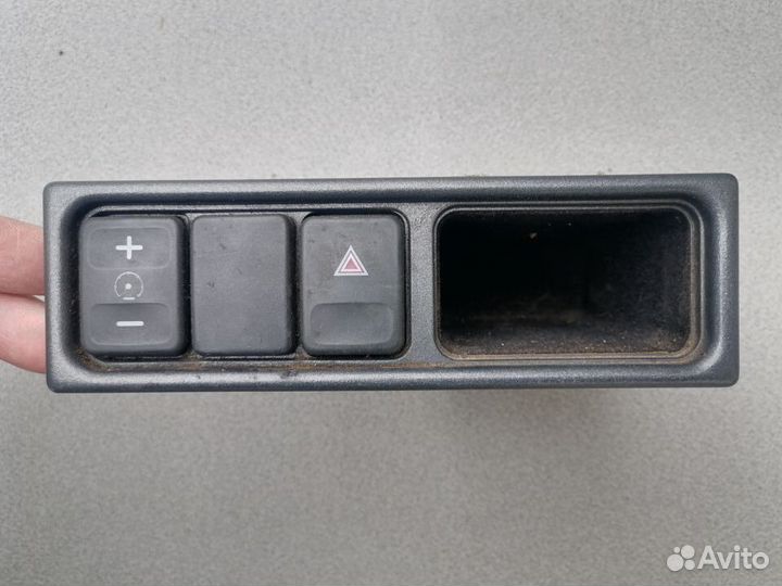 Кнопка аварийной сигнализации Rover 820 1986-1999