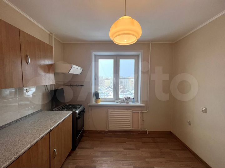 2-к. квартира, 50 м², 6/9 эт.