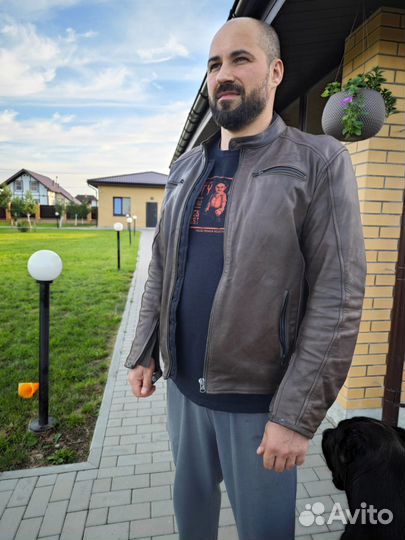 Мотокуртка кожаная мужская