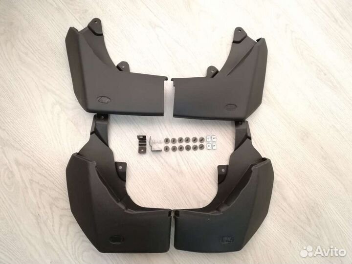 Брызговики Land Rover Discovery 3/4 (новые)