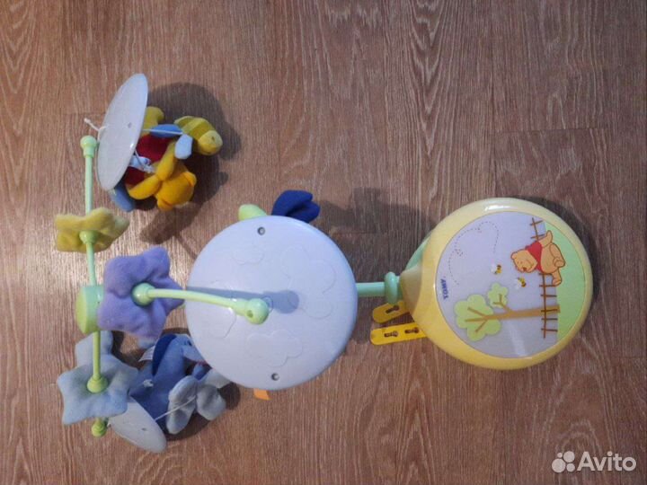 Музыкальный мобиль ночник в кроватку tomy