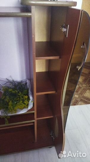 Продам тумбу