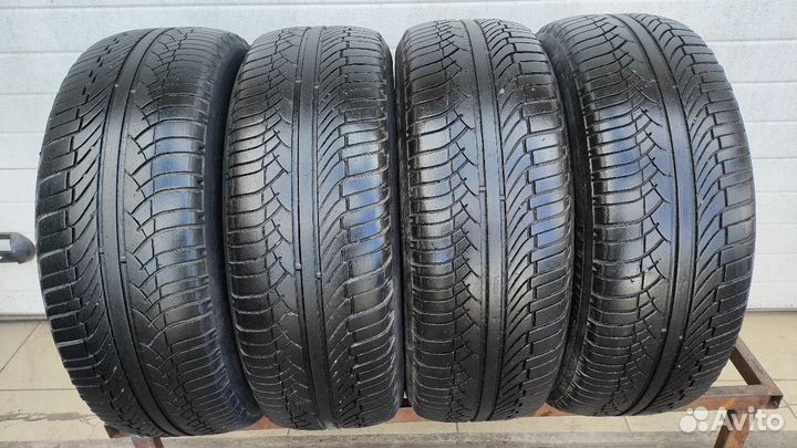 Michelin Latitude Diamaris 215/65 R16