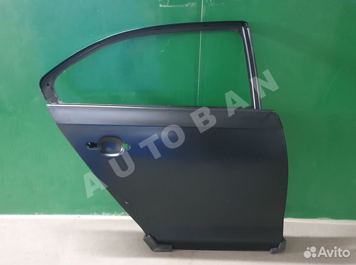 Дверь задняя правая Volkswagen Jetta 6