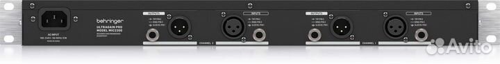 Микрофонный предусилитель Behringer MIC2200 V2