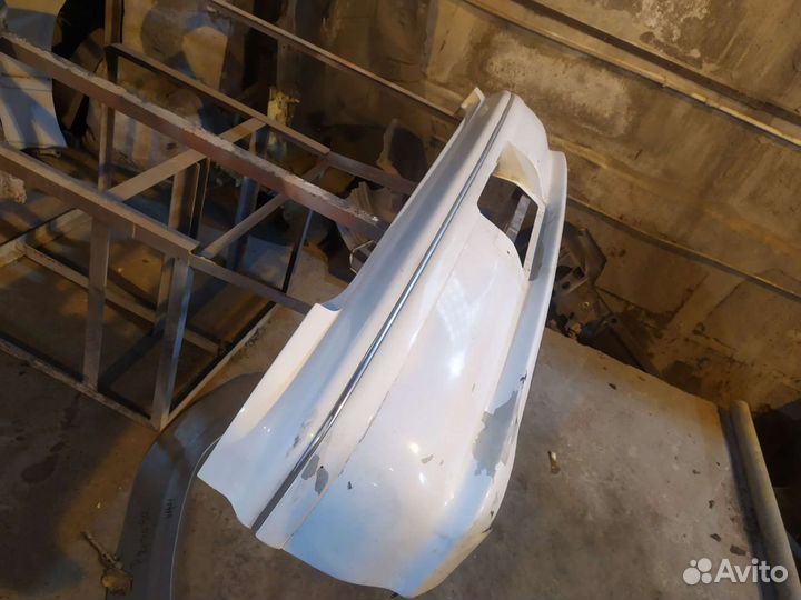 Задний бампер Тойота mark 2 jzx 100