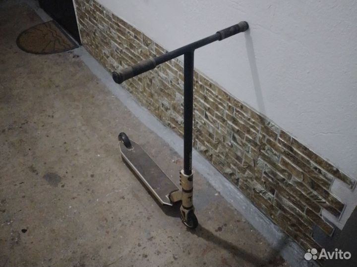 Трюковой самокат