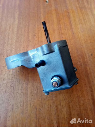 Втягивающее реле стартера тойота Рав 4