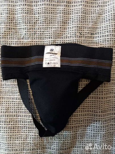 Хоккейная защита паха детская