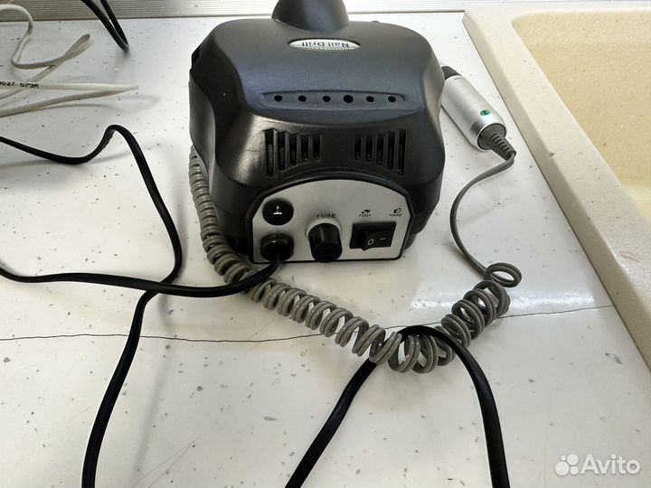 Маникюрная машинка