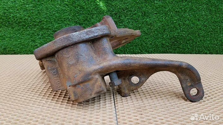 Кронштейн передний Man F90 1986-1994