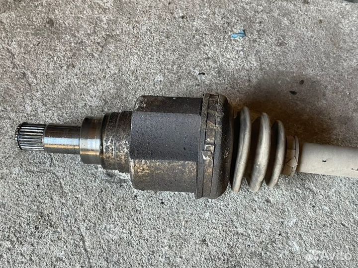 Полуось (привод) передний правый Geely Vision