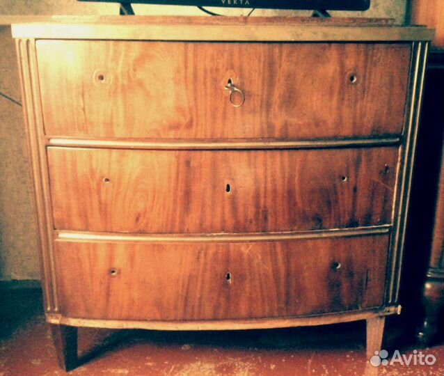 Правильная реставрация антикварной мебели