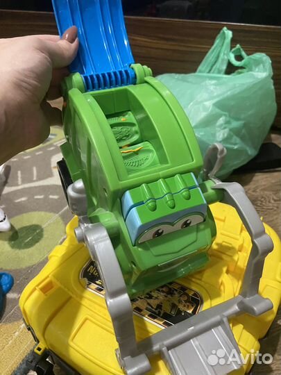 Play-Dohв мусоровоз