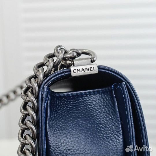 Сумка Chanel boy caviar medium
