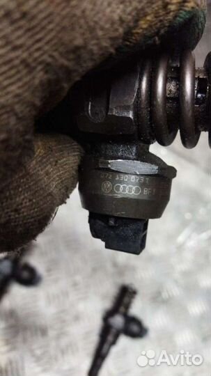 Форсунка VolkswagenTouareg 12005